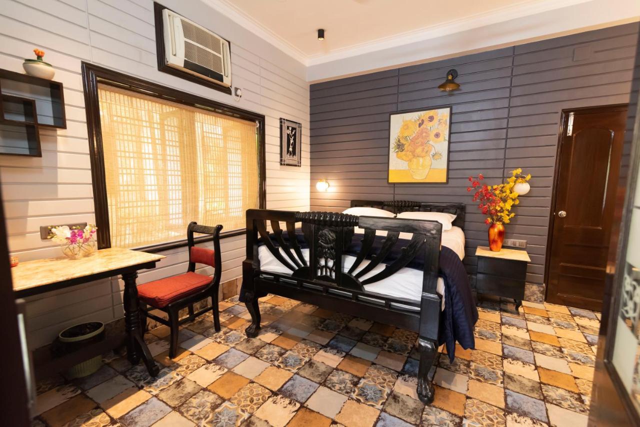 J'S Nest Hotell Calcutta Exteriör bild