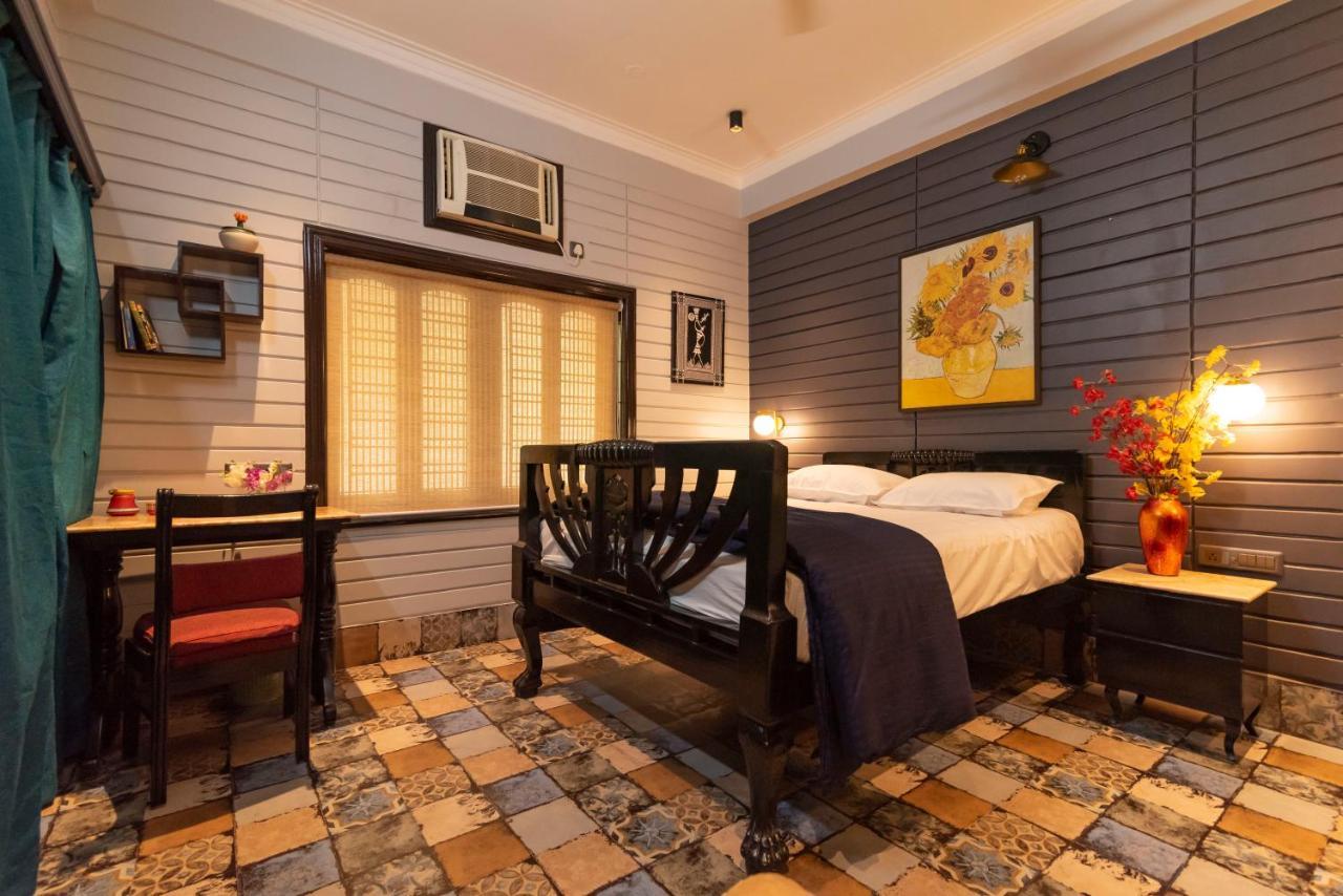 J'S Nest Hotell Calcutta Exteriör bild