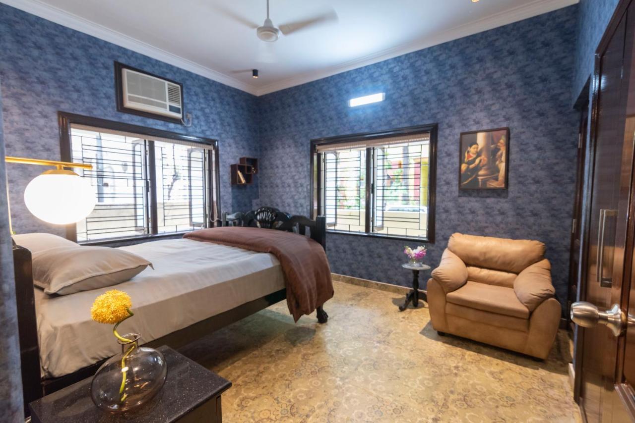 J'S Nest Hotell Calcutta Exteriör bild