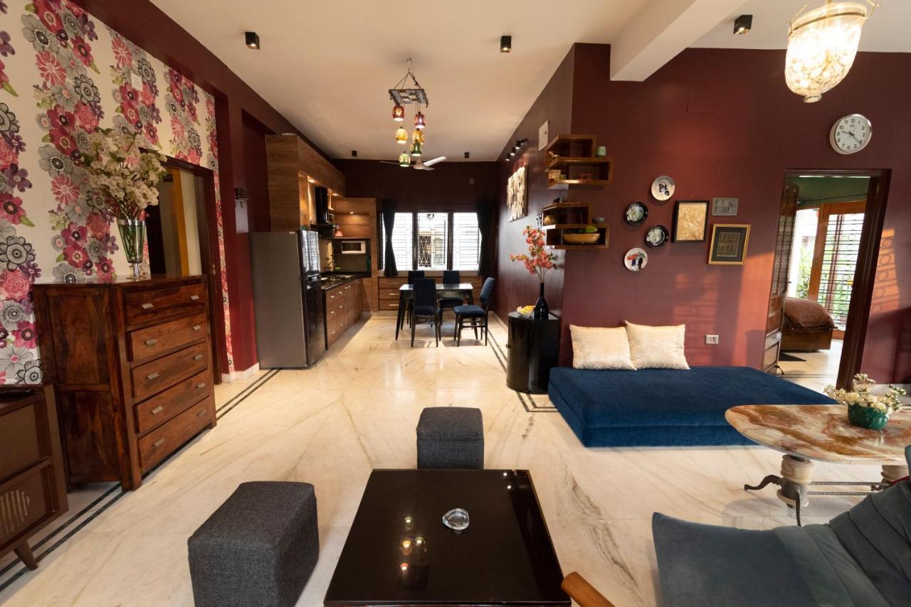 J'S Nest Hotell Calcutta Exteriör bild